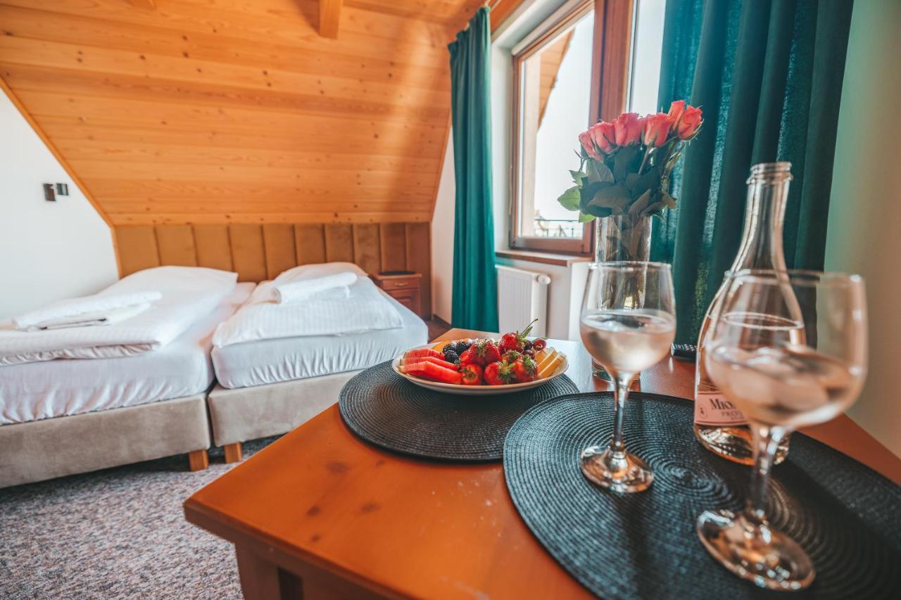 Pokoje Goscinne U Semlow Bańska Buitenkant foto